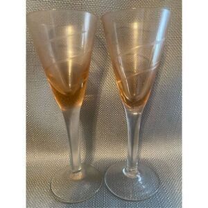 Set of 2 cordial‎ swirl glasses